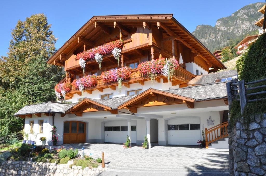 Haus Kristall Alpbach Exteriör bild
